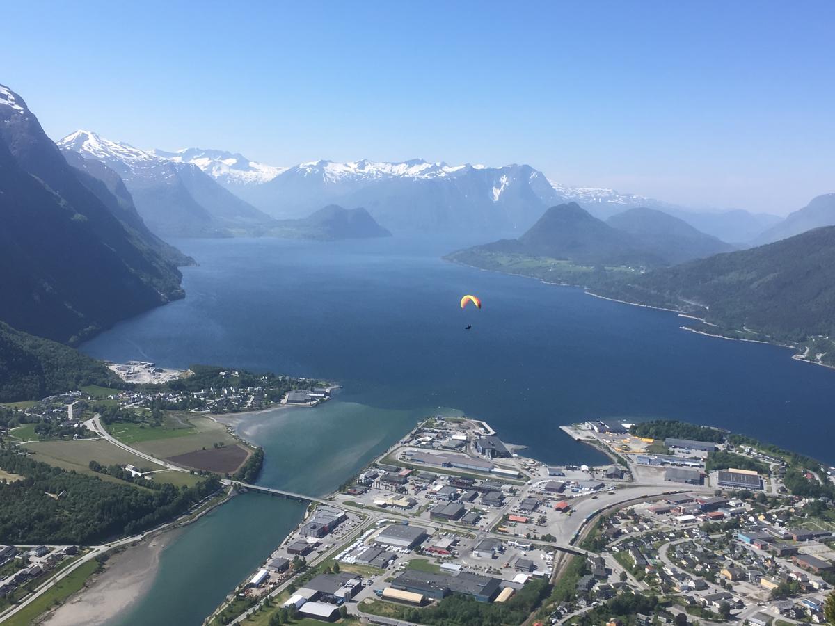 Heinali Hytta Villa Isfjorden Luaran gambar